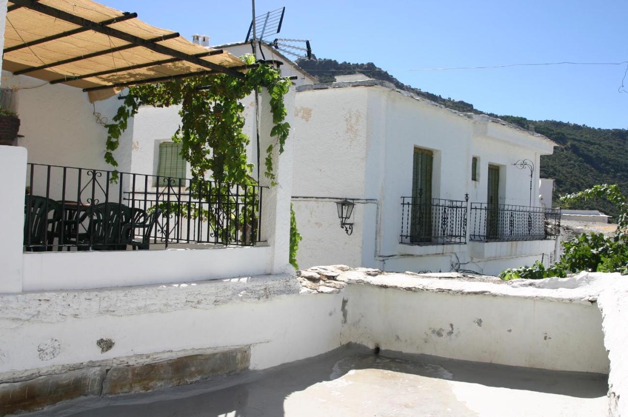 Apartamentos Y Casas Rurales Las Terrazas De La Alpujarra ブビオン エクステリア 写真