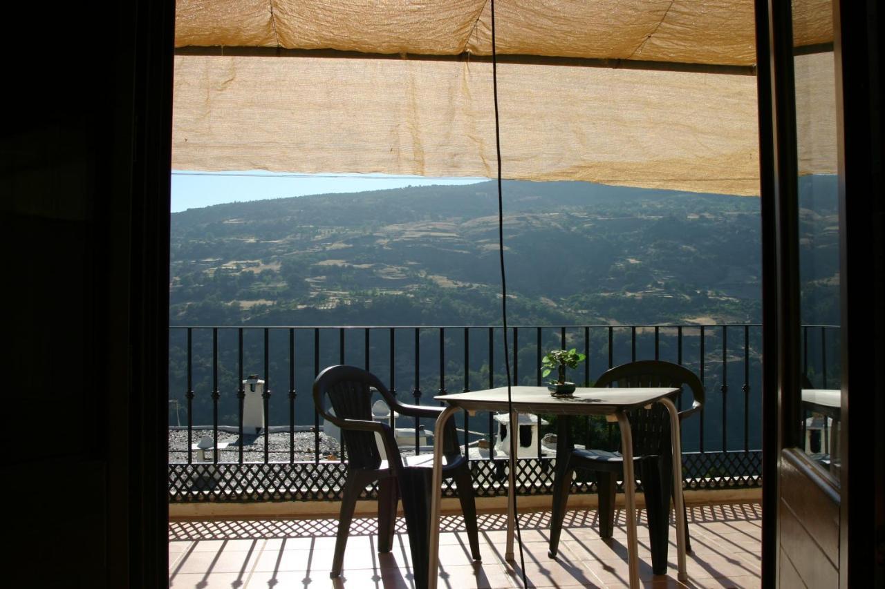 Apartamentos Y Casas Rurales Las Terrazas De La Alpujarra ブビオン エクステリア 写真