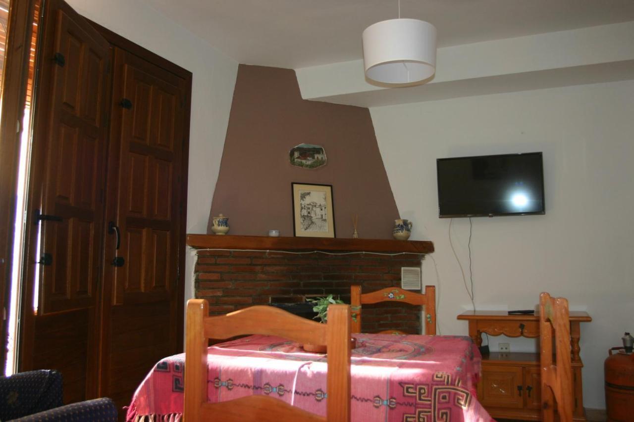 Apartamentos Y Casas Rurales Las Terrazas De La Alpujarra ブビオン エクステリア 写真