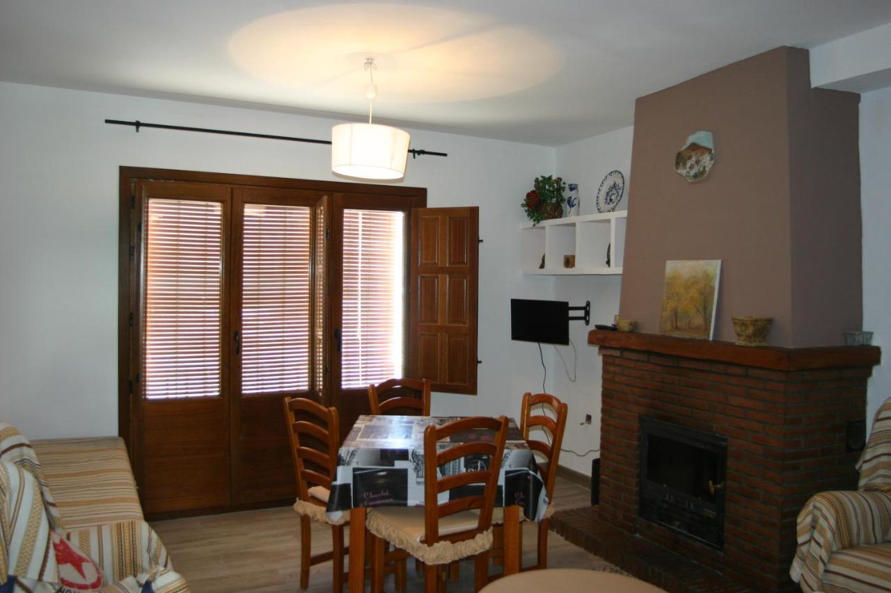 Apartamentos Y Casas Rurales Las Terrazas De La Alpujarra ブビオン エクステリア 写真