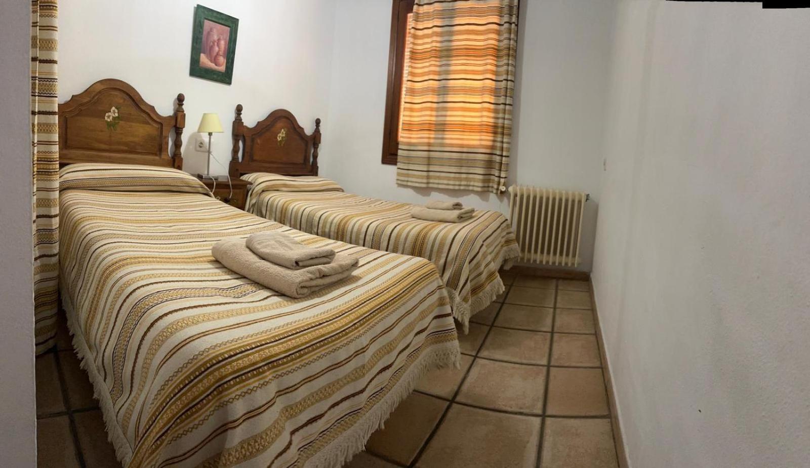 Apartamentos Y Casas Rurales Las Terrazas De La Alpujarra ブビオン エクステリア 写真